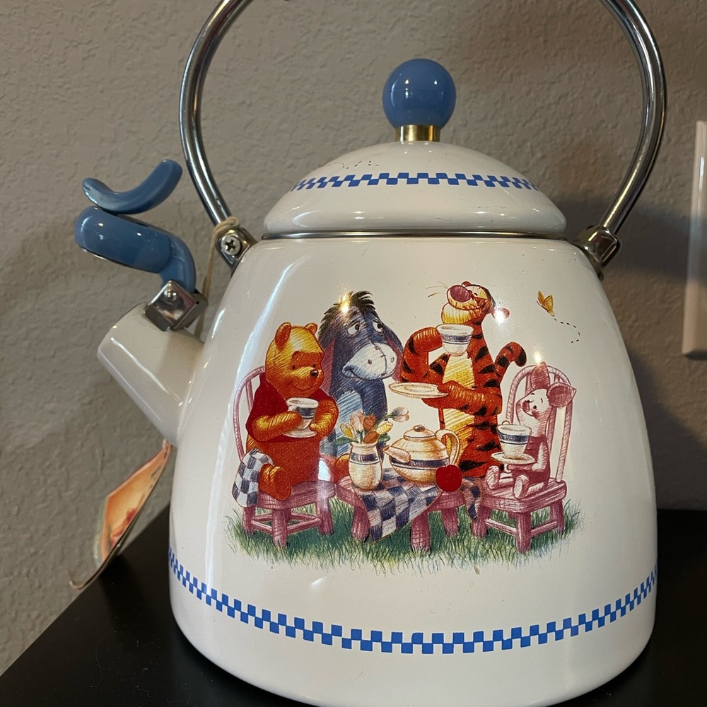 Winnie the Pooh porcelain enamel steel kettle